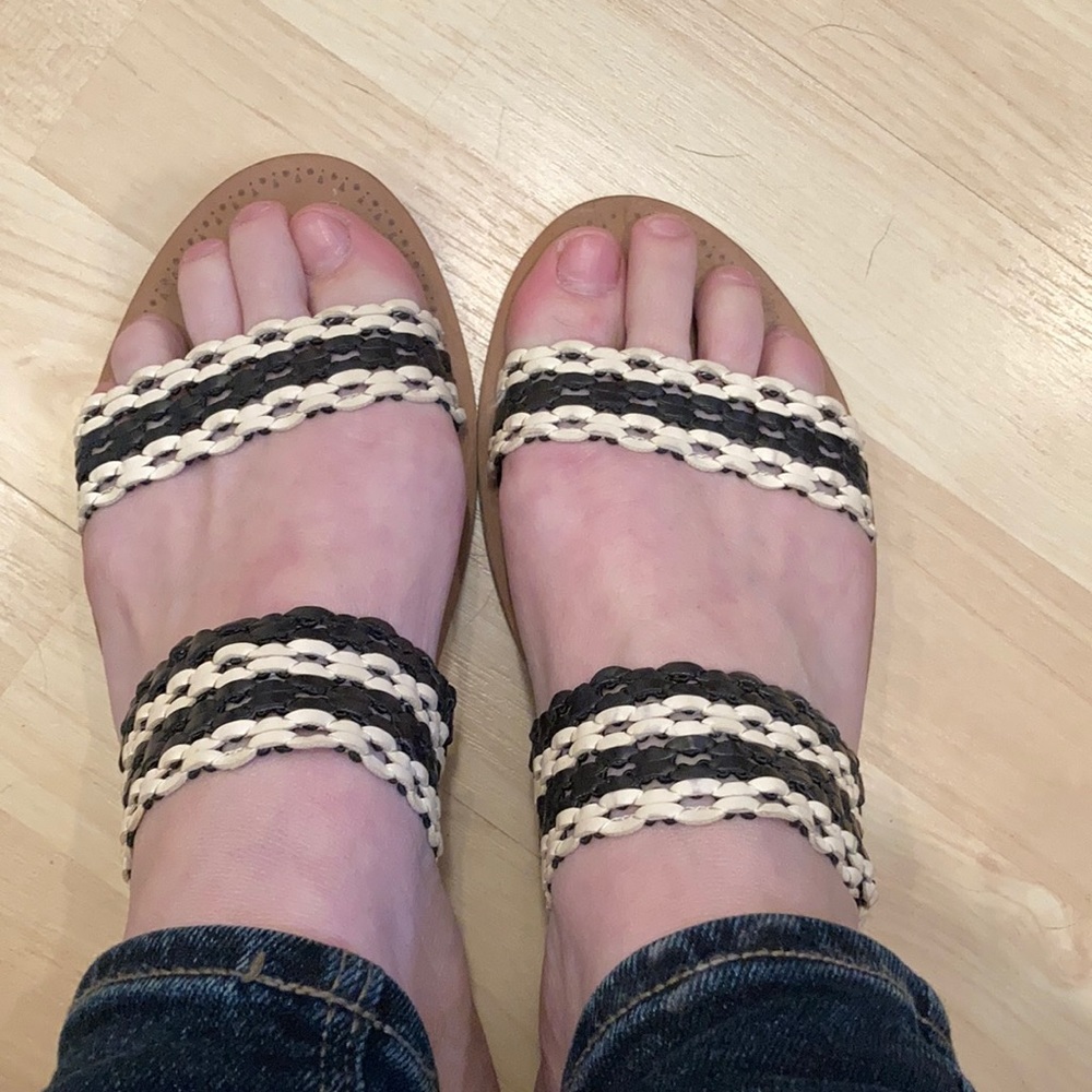 Great lucky brand sandals size 8